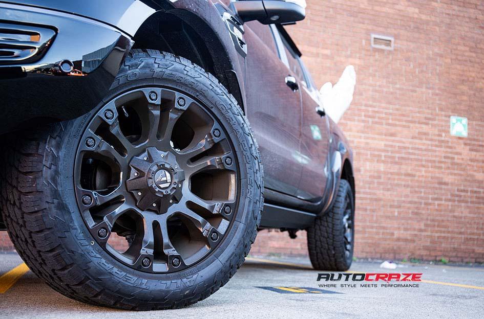 FORD-RANGER-VAPOR-MATTE-BLACK